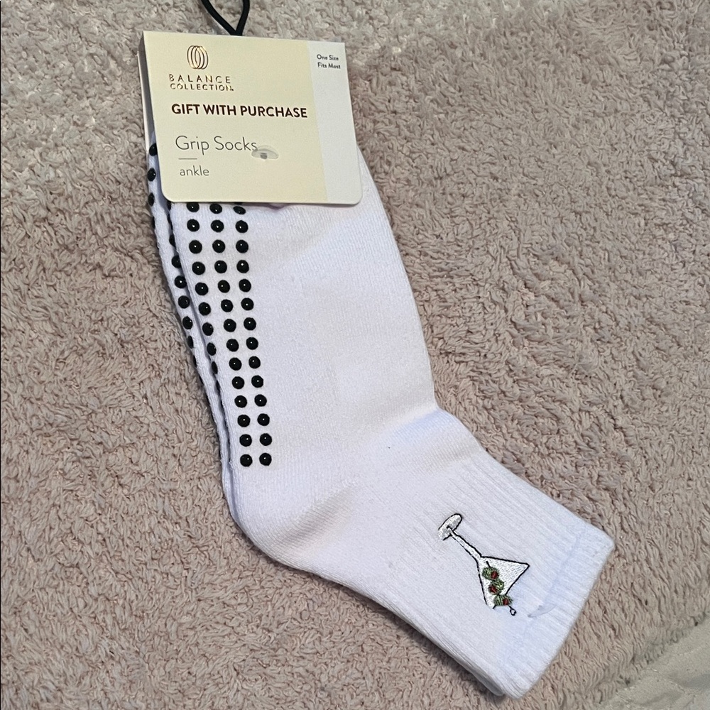 Balance Collection White Ankle Grip Socks